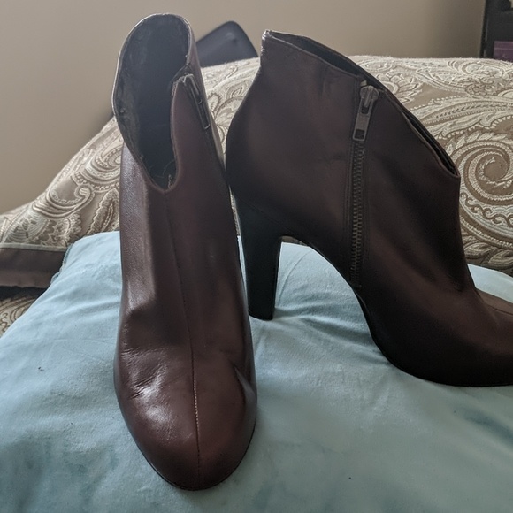 Jessica Simpson boots - Picture 2 of 3